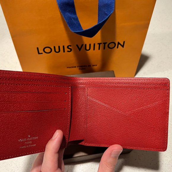Louis Vuitton Men Epi Leather Wallet Red - Picture 4 of 4